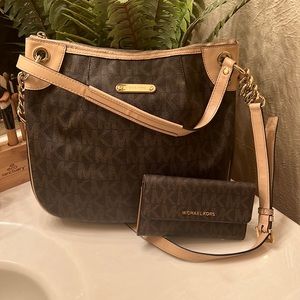 Michael Kors crossbody with wallet